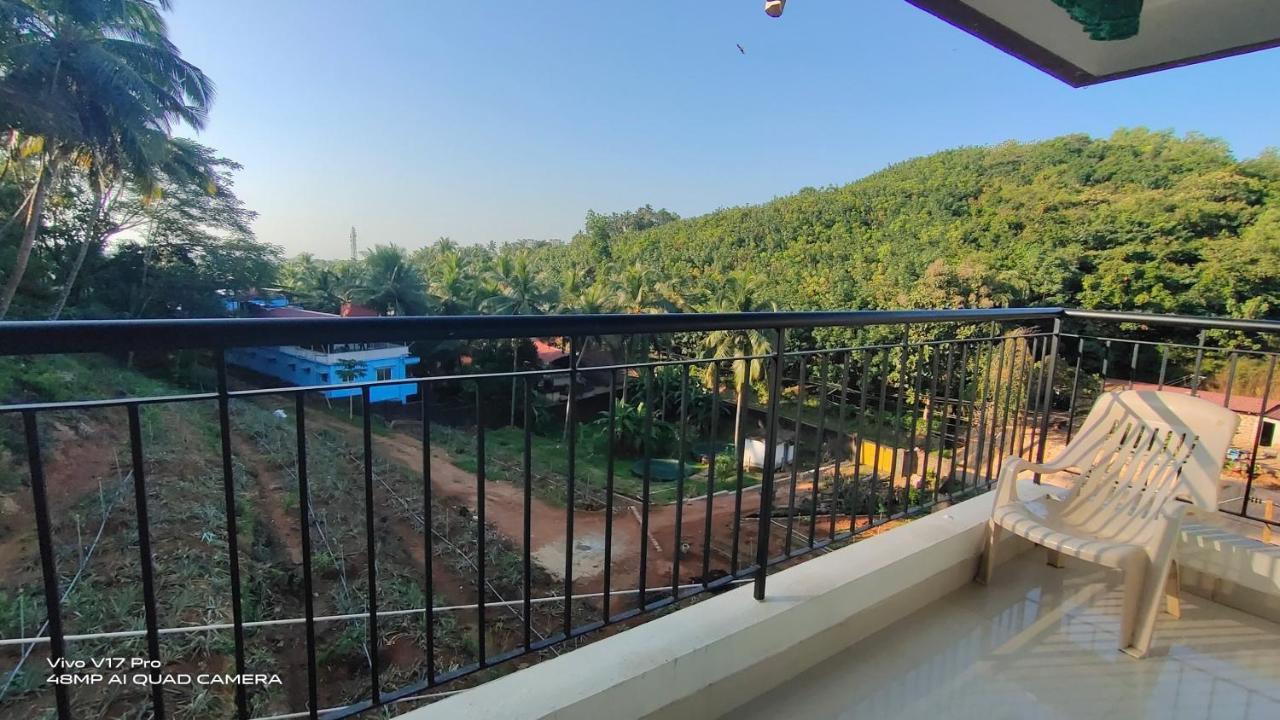 305 Home Stay Mangalore Ngoại thất bức ảnh