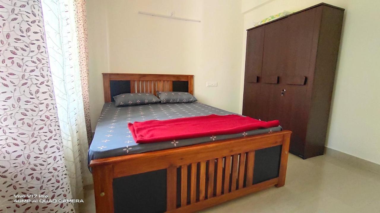 305 Home Stay Mangalore Ngoại thất bức ảnh